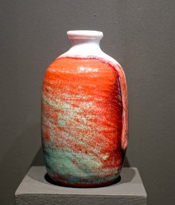 Vase by Jakob Julius Scharvogel, 1901-1911, earthenware, glaze - Museum Künstlerkolonie Darmstadt - Mathildenhöhe - Darmstadt, Germany - DSC06187