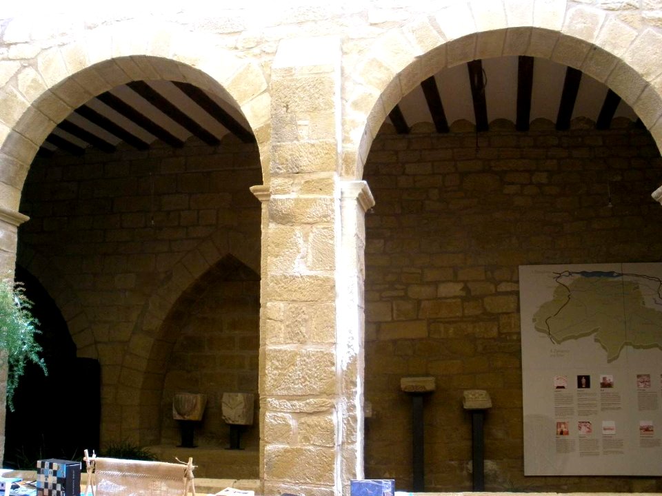 Uncastillo - Iglesia de San Martín 12