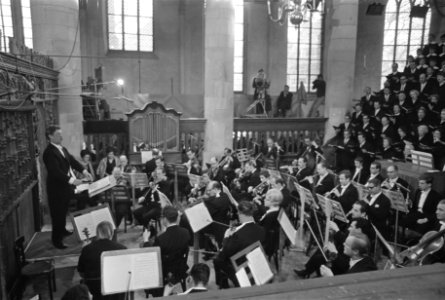 Uitvoering Mattheus Passion in Grote Kerk in Naarden, Bestanddeelnr 921-2494