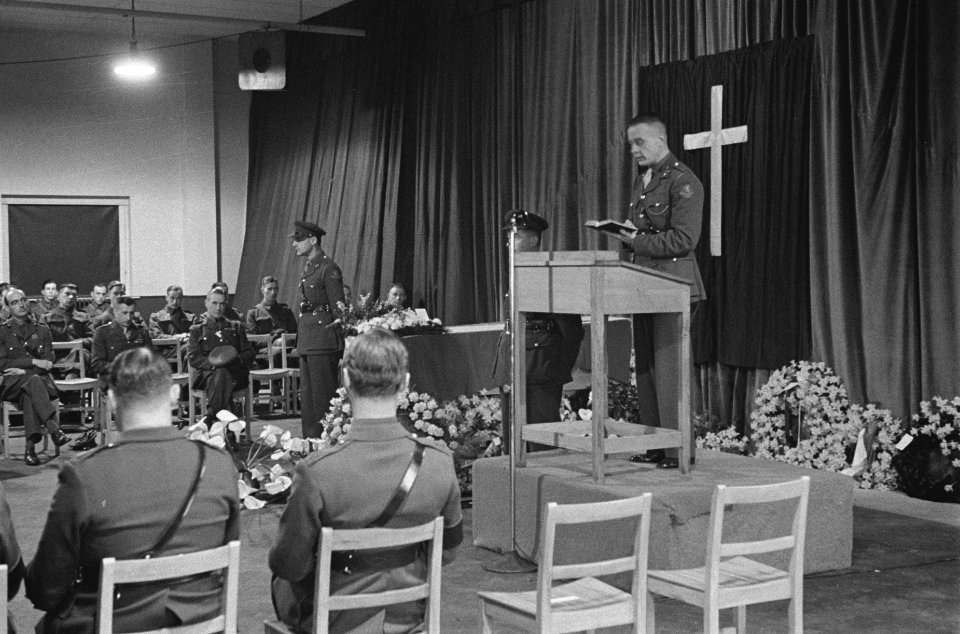 Uitvaart van luitenant-generaal G.B. Noothoven van Goort, commandant van de Prin, Bestanddeelnr 934-9520