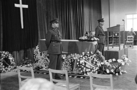 Uitvaart van luitenant-generaal G.B. Noothoven van Goort, commandant van de Prin, Bestanddeelnr 934-9524