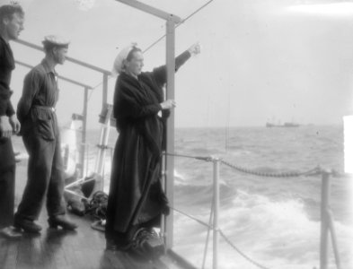 Uitvaren vissersvloot uit IJmuiden, Bestanddeelnr 903-9880