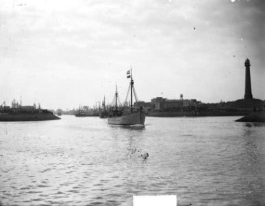 Uitvaren vissersvloot uit IJmuiden, Bestanddeelnr 903-9882