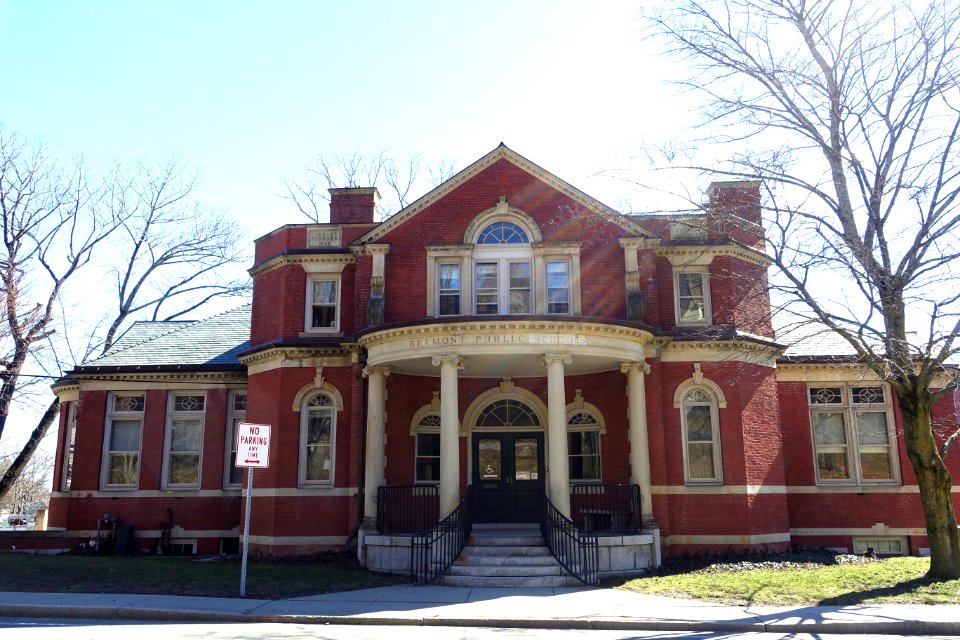 Underwood School Administration Building - Belmont, MA - DSC07881