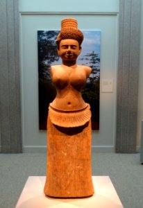 Uma, Cambodia, 900s AD, sandstone - Arthur M. Sackler Gallery - DSC05232