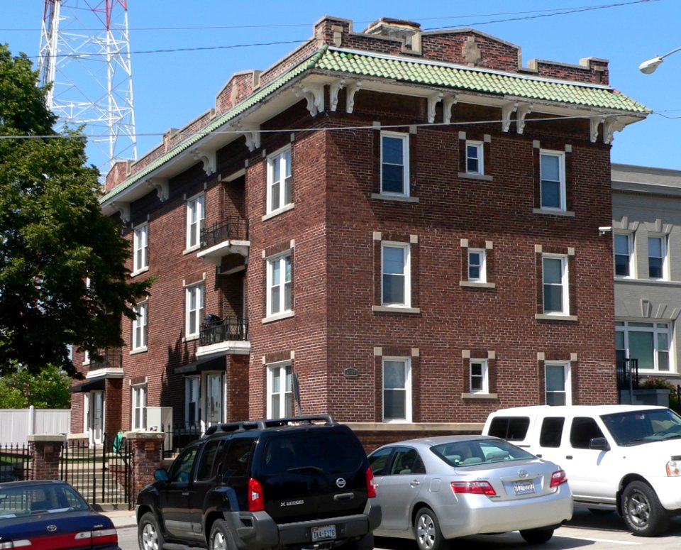 Undine Apartments (Omaha) 2620 Dewey 1