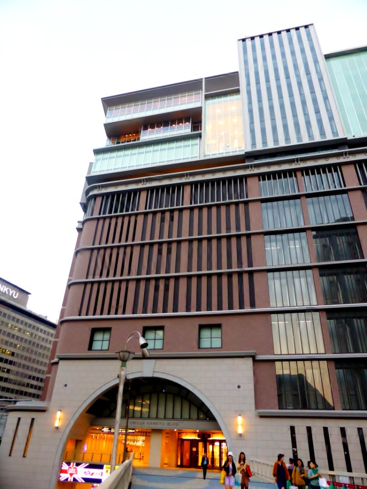 UMEDA HANKYU BLDG (6)