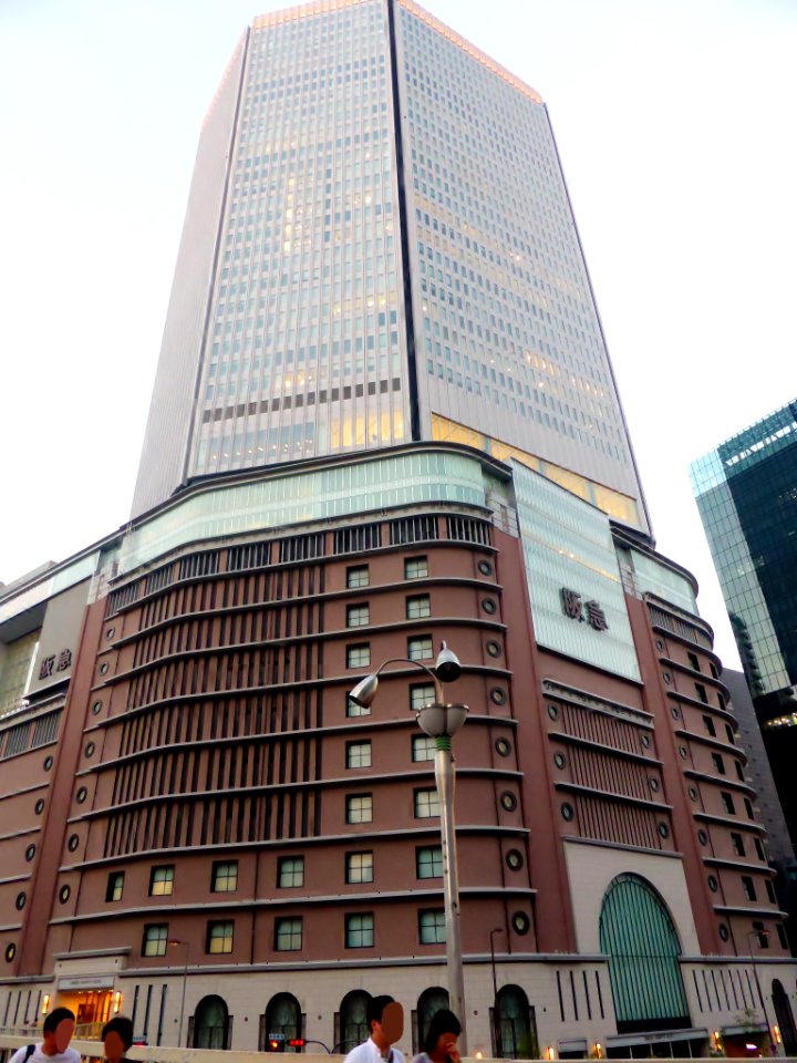 UMEDA HANKYU BLDG (5)
