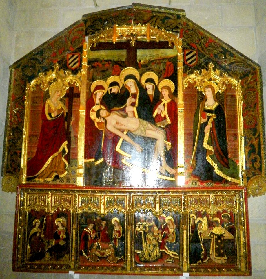 Uncastillo - Iglesia de Santa María la Mayor, interior 02
