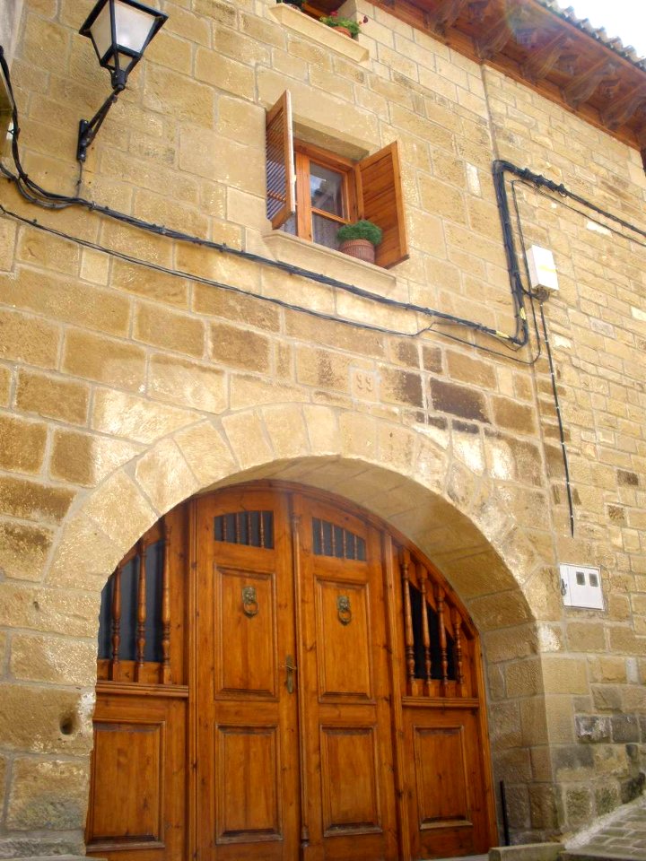 Uncastillo - Puerta 5