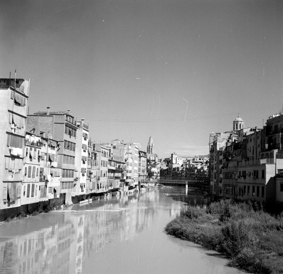 Uitzicht over de rivier Onyar, Bestanddeelnr 254-0809