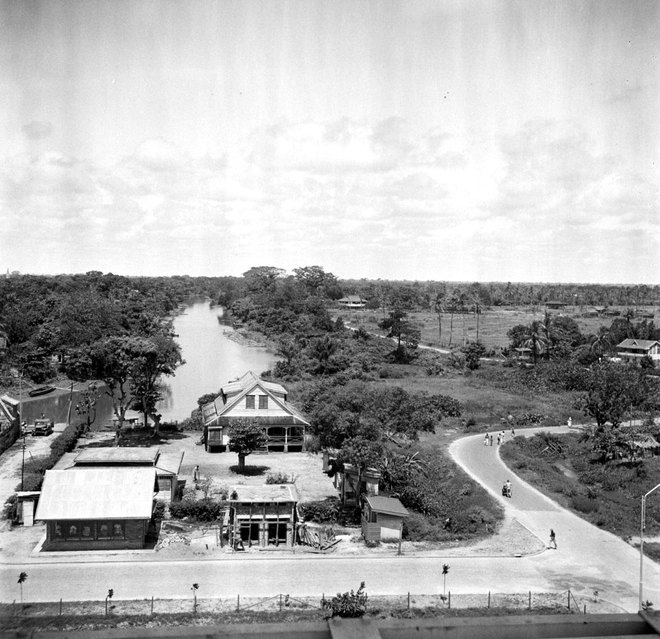 Uitzicht over Paramaribo, Bestanddeelnr 252-6302