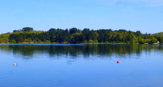Ullíbarri-Gamboa - Embalse de Ullíbarri, Isla de Zuhatza