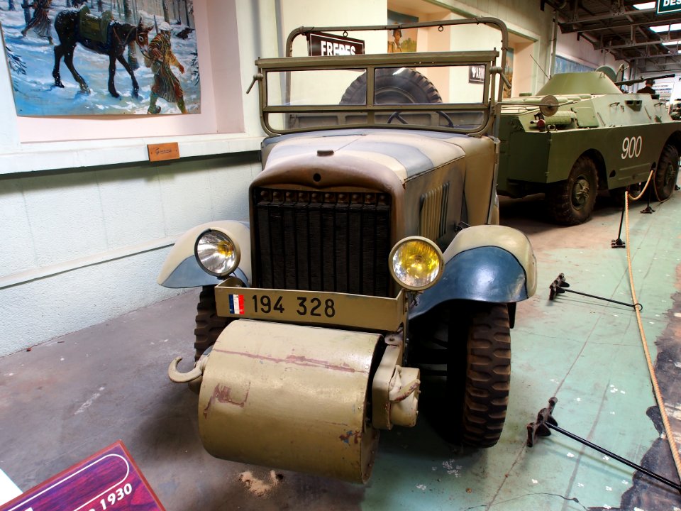 Unic P107 , Musée des Blindés, France, pic-4