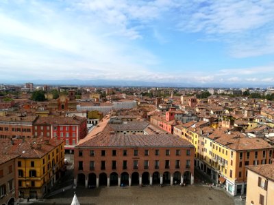 UNICREDIT - Piazza Grande (Modena)