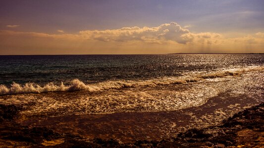 Clouds horizon seascape