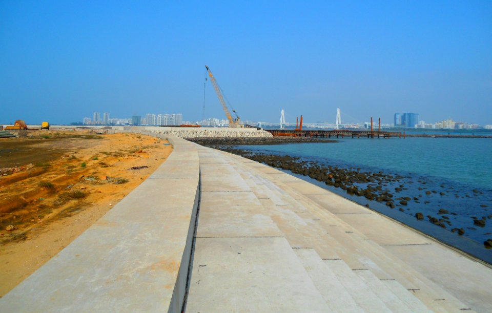 Unidentified artificial island - 02