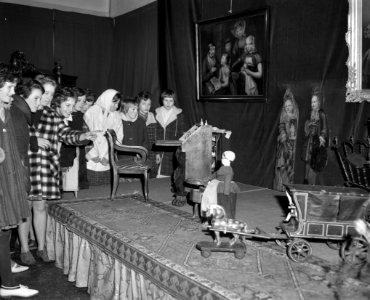 Unieke tentoonstelling in Hoorn kinderliteratuur en speelgoed uit de laatste eeu, Bestanddeelnr 913-6375