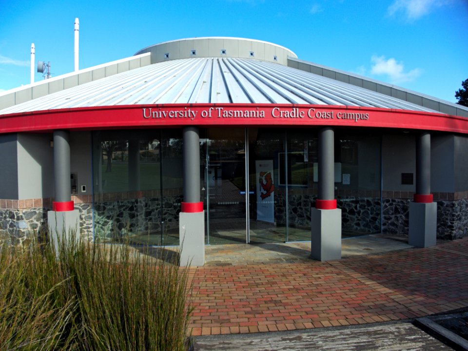 University-of-Tasmania-Cradle-Coast-20161012-001