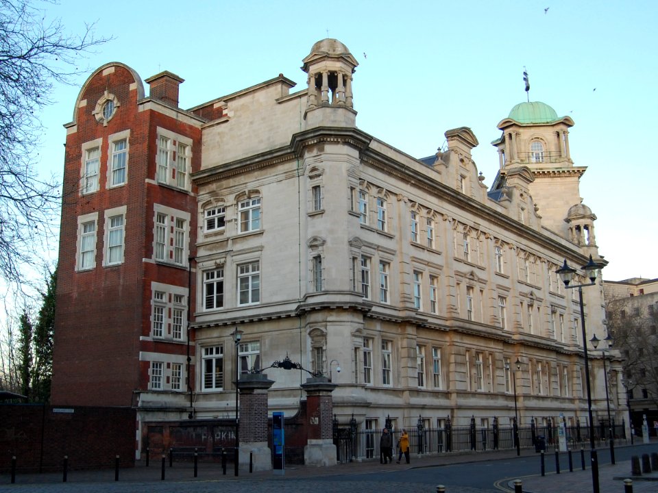 University of Portsmouth (Park Building), King Henry I Street, Portsmouth (NHLE Code 1271860) (November 2017) (2)