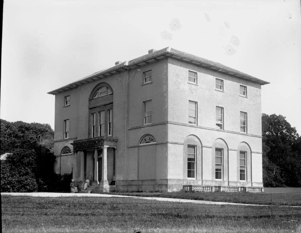 Unidentified house (1293938)