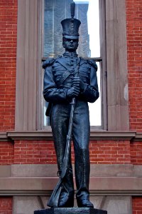 Union Club Philly Statue 2