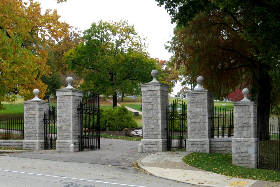 Union Dale Cemetery Division 2 gate, 2020-10-24