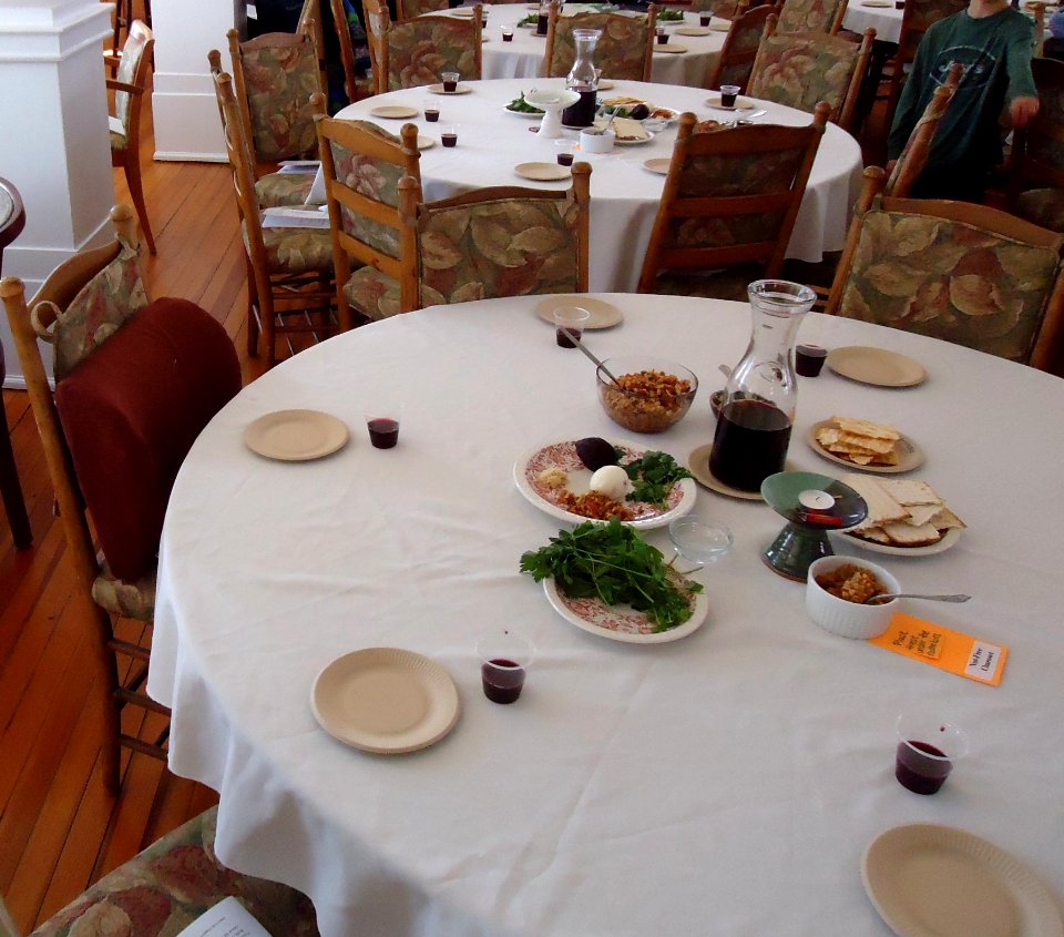 Unitarian church celebrating a seder