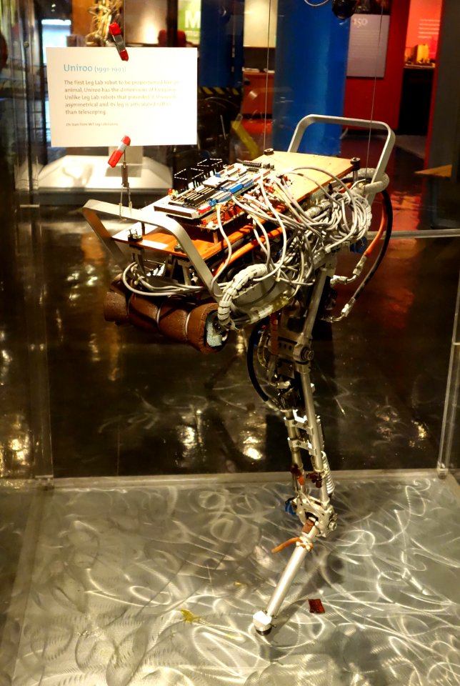 Uniroo, 1991-1993 - MIT Museum - DSC03825
