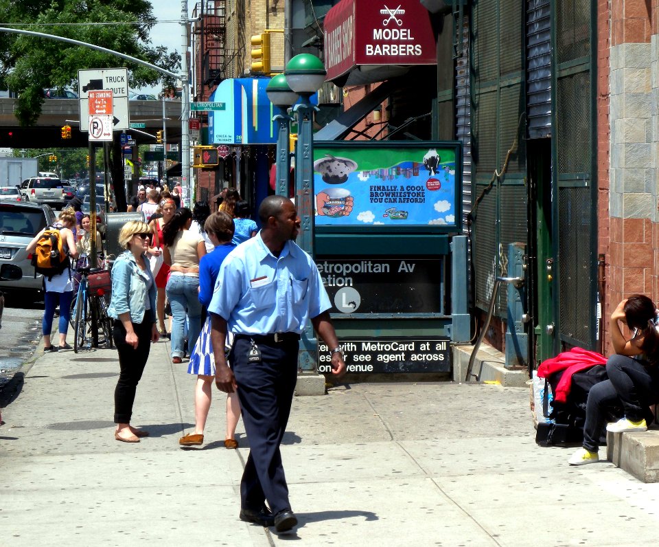 Union n Metro Av BMT sta jeh