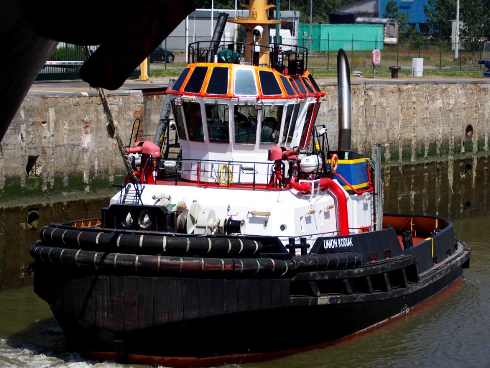 Union Kodiak, IMO 9397119, Berendrecht lock, Port of Antwerp, pic5
