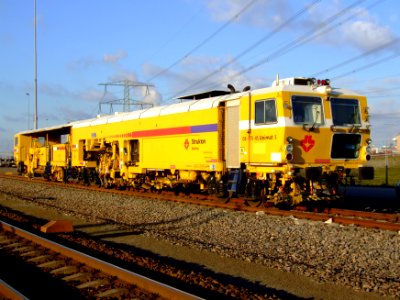 Unimat 5 at Rotterdam havencomplex p1