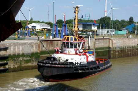 Union Kodiak, IMO 9397119, Berendrecht lock, Port of Antwerp, pic4