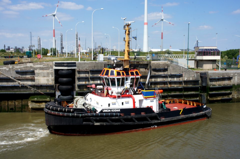 Union Kodiak, IMO 9397119, Berendrecht lock, Port of Antwerp, pic3