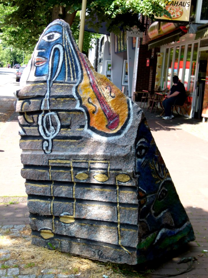 Uelzen - Weg der Steine 05. Stein des Gesanges (2)