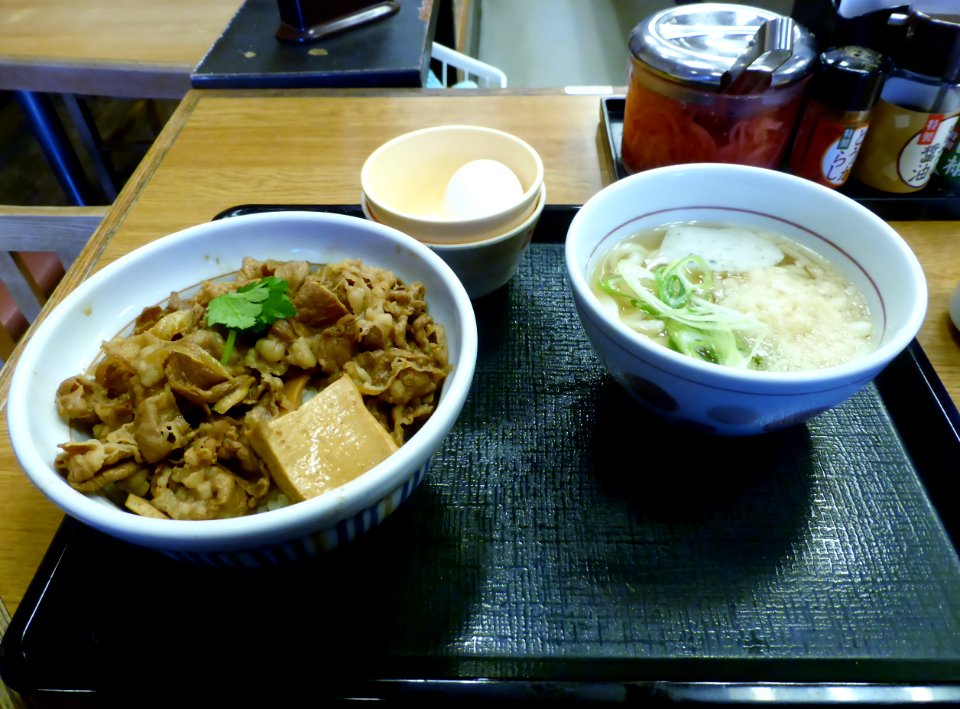Udon,egg&gyusukidon of Nakau