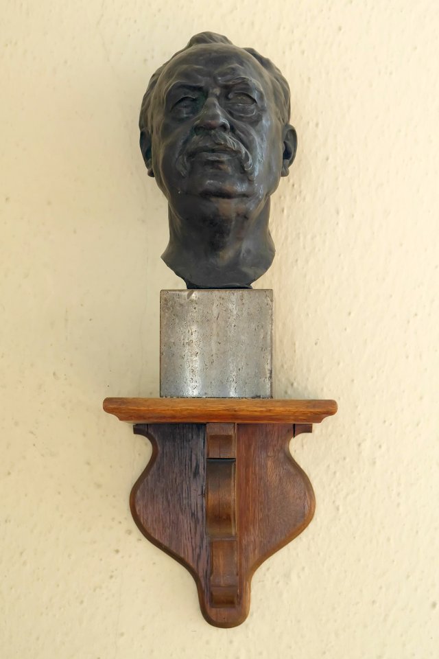 UdK.Institut.fuer.Kirchenmusik.Hermann.Kretzschmar.Bronzebueste