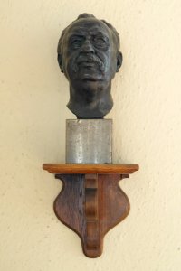 UdK.Institut.fuer.Kirchenmusik.Hermann.Kretzschmar.Bronzebueste