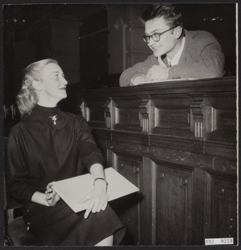 Uitreiking van de Reina Prinsen Geerligsprijs in de aula van de Universiteit van, Bestanddeelnr 093-0239
