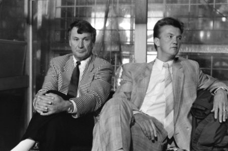 UEFA Cup Ajax tegen Sporting Lissabon 1-2 Ajaxtrainer Spitz Kohn en Louis van G, Bestanddeelnr 934-3327