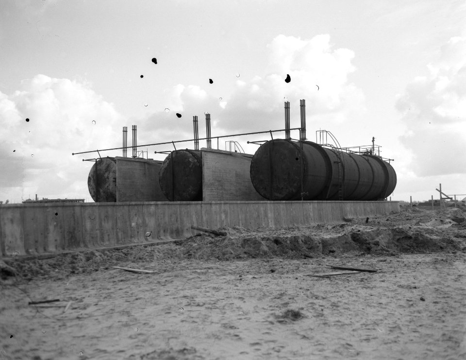 Uitbreiding gasvoorziening Amsterdam Zuid met 3 tanks v propaan gas, Bestanddeelnr 906-9827