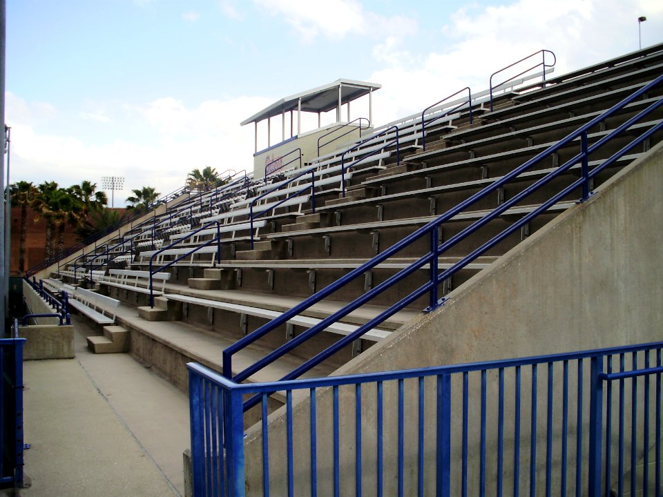 UF-LinderTennisStadium