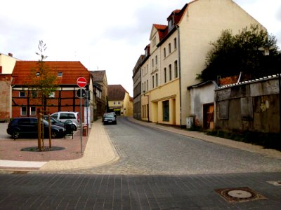 Uferstraße 1