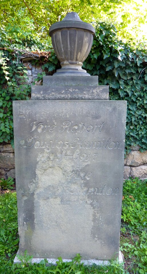 Uff-Friedhof Douglas Hamilton