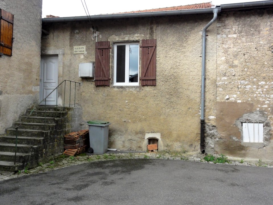 Ugny-sur-Meuse (Meuse) salle des fêtes Bernard Marchaud