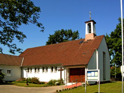 Uetze Kirche kath Ostseite