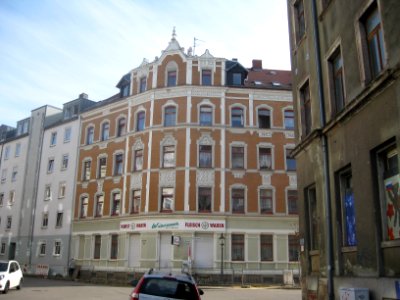 Uhlandstraße 30