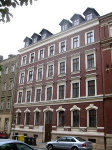 Uhlandstraße 3