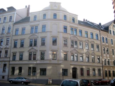 Uhlandstraße 38