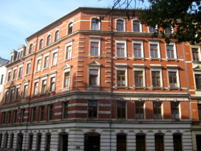 Uhlandstraße 37